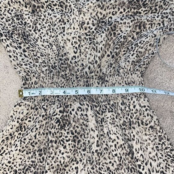 BB DAKOTA Steve Madden Taupe Leopard Print Smocked Mini Dress Size XS - Picture 5 of 12